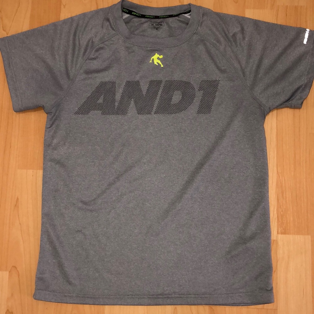 AND1 basketball 🏀 shirt. Like New!